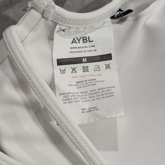 AYBL - Essential Cross Back Sports Bra - Picture 6 of 6